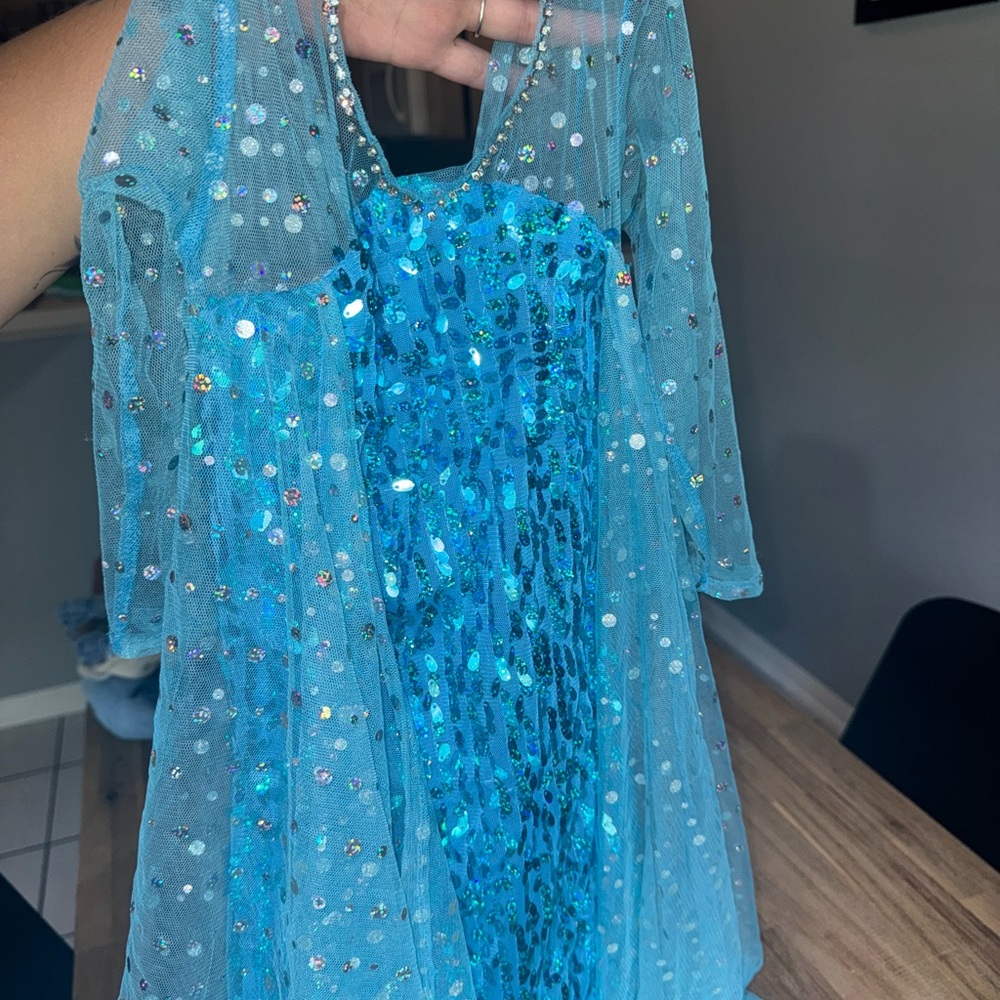 Elsa Halloween Costume